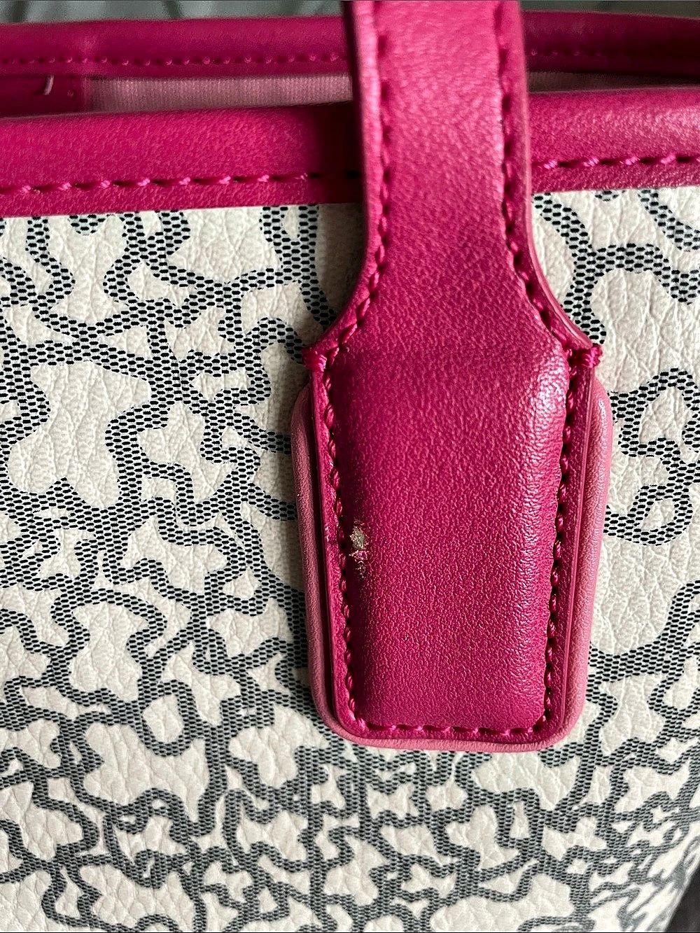 TOUS Patterned Tote Pink & White - Picture 9 of 11